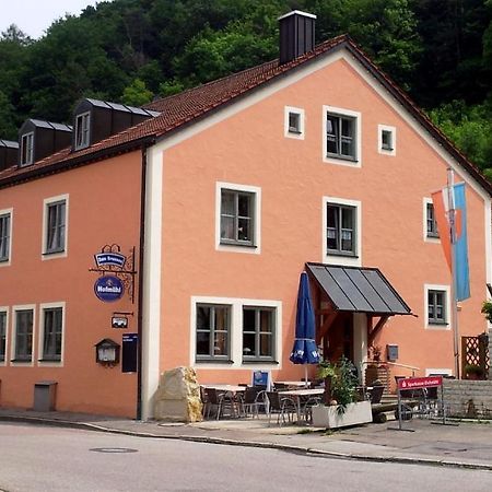 Gasthof Zum Brunnen Mörnsheim Dış mekan fotoğraf